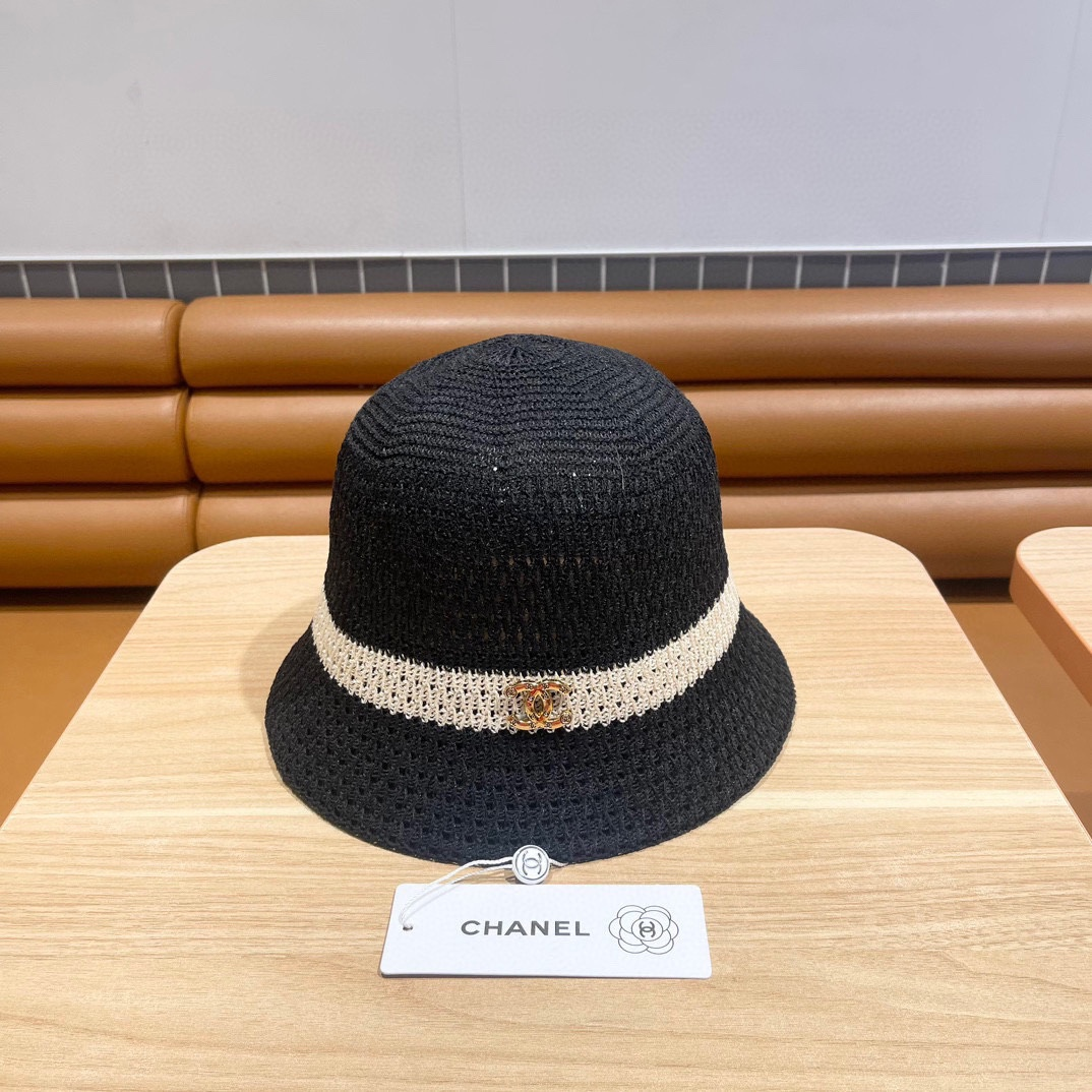 Chanel Hollow Knit Contrast Band Gold CC Logo Bucket Hat - KAIROO