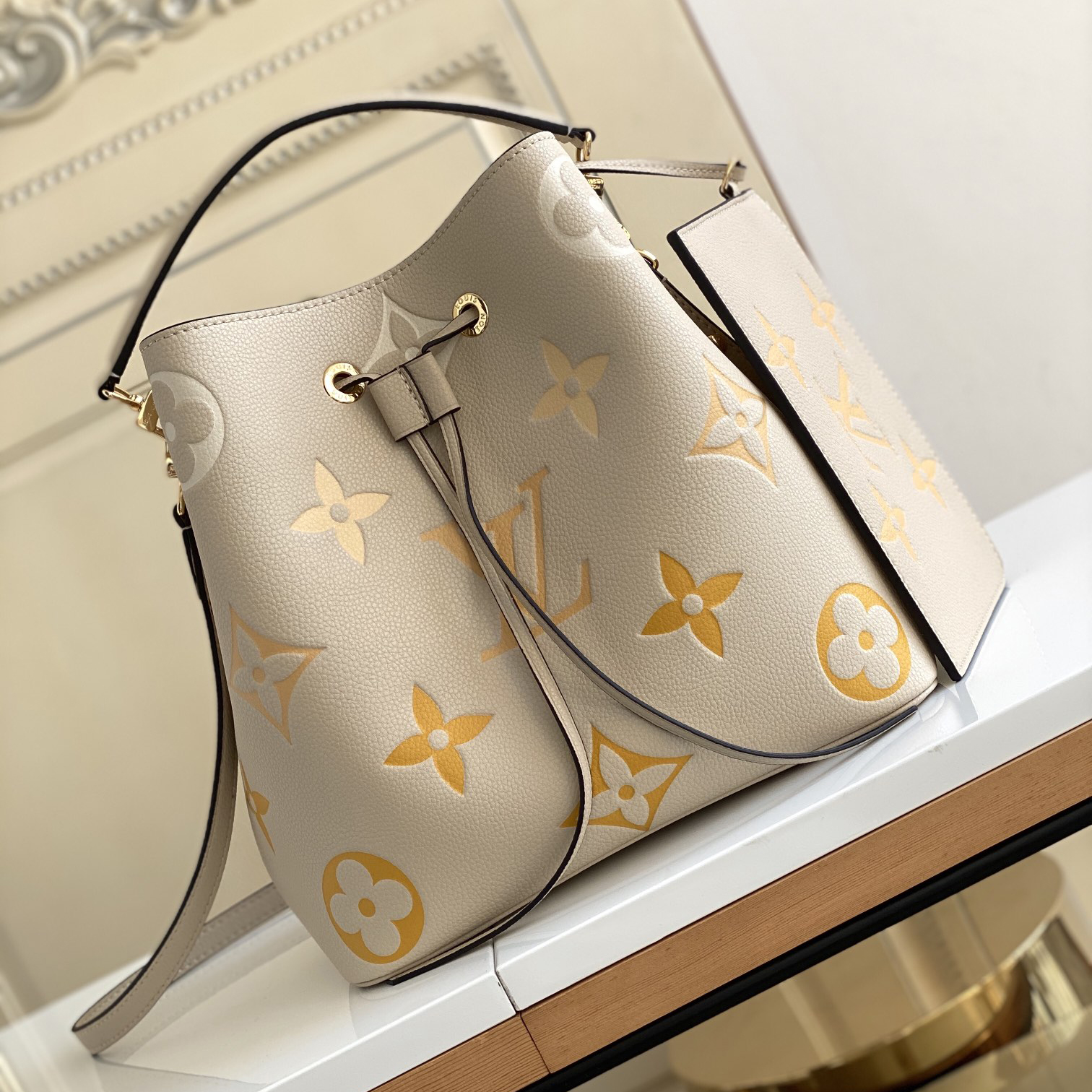 Louis Vuitton LV  NéoNoé BB - KAIROO