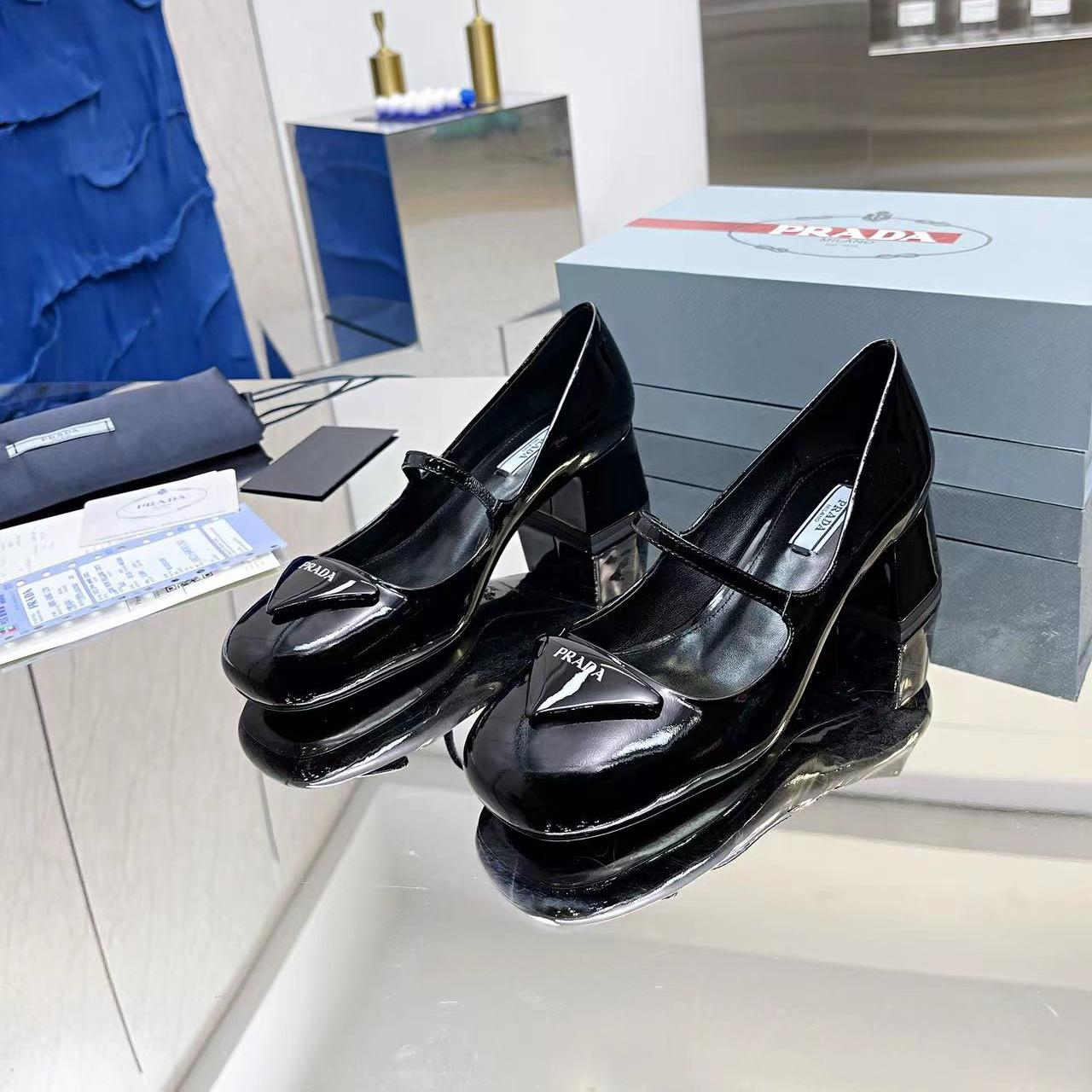 Prada Patent Leather Chunky Mary Jane Pumps with 3D Tri-logo - KAIROO