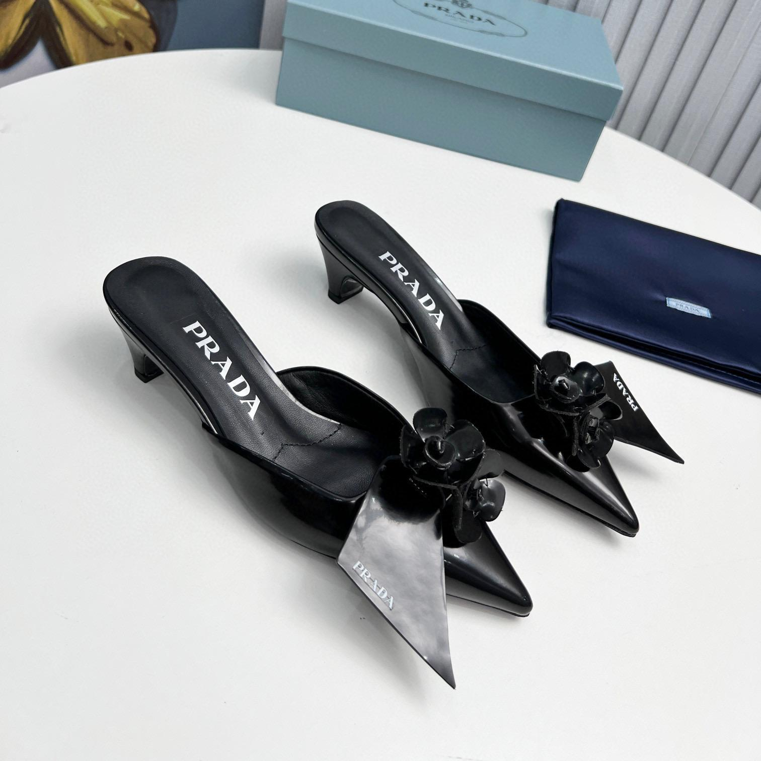 Prada Patent Leather Mules with 3D Flowers Sandals Slide - KAIROO