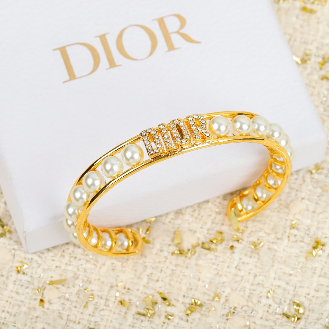 Dior Pearl and Crystal Cuff Bracelet in Gold-Finish Metal Top Version - KAIROO