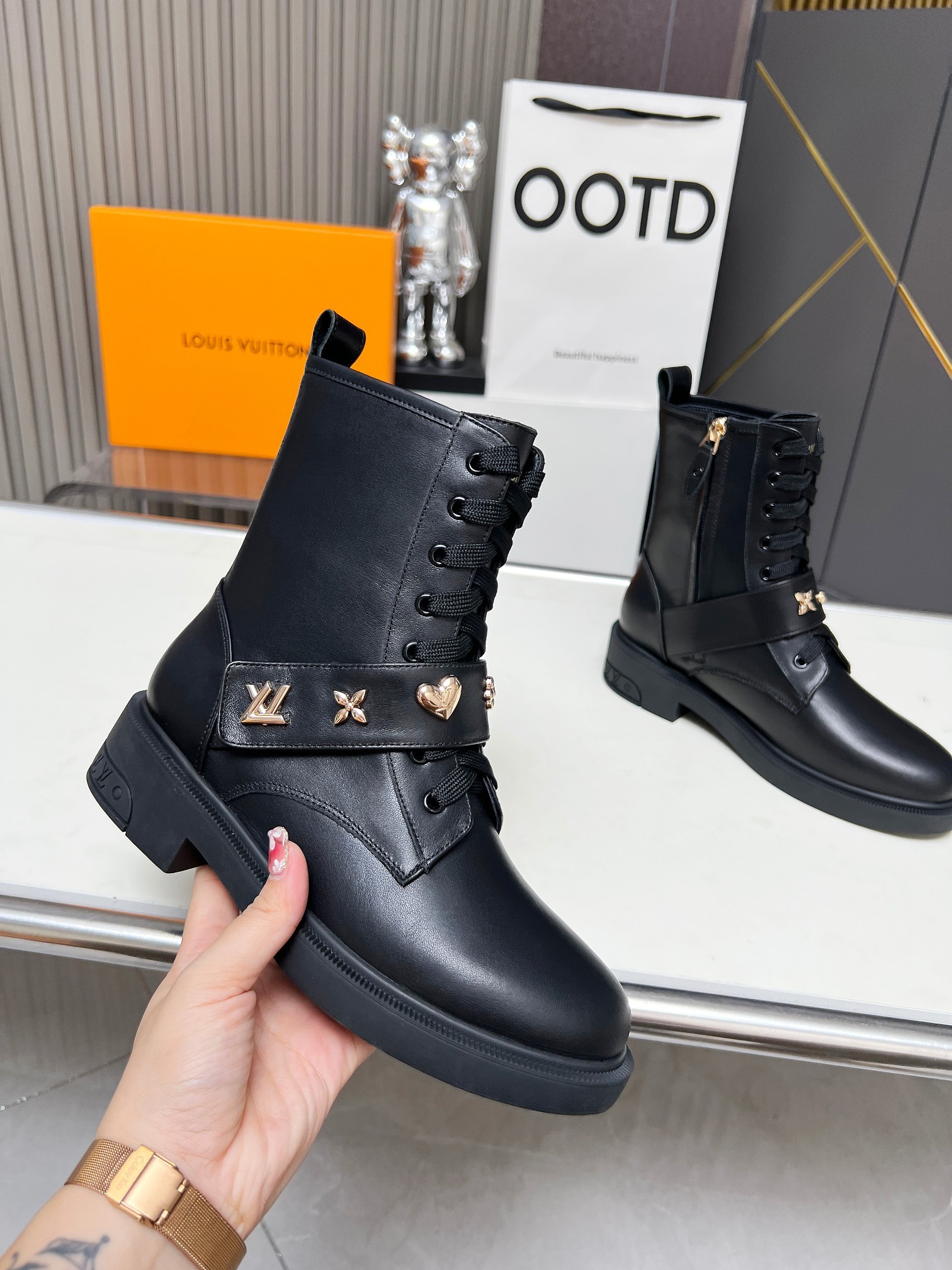 Louis Vuitton LV  Metropolis Ranger Boots - KAIROO