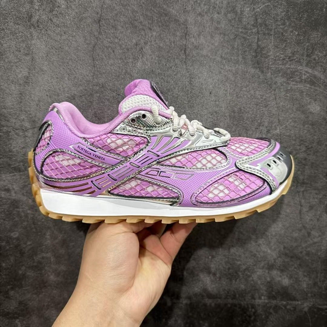 Bottega Veneta Orbit Sneakers - KAIROO