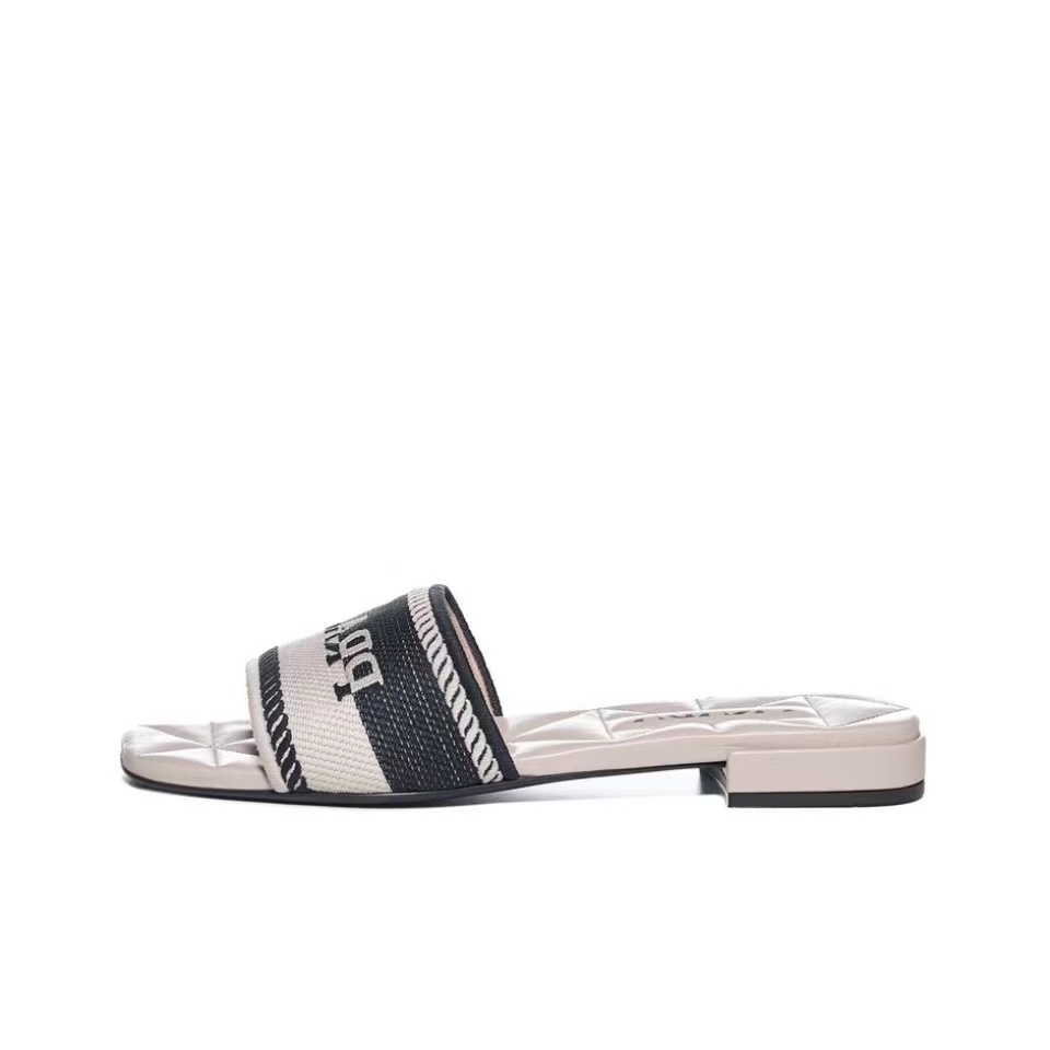 Prada Logo Embroidered Canvas-Lth Quilt-Stitched Slide Sandal - KAIROO