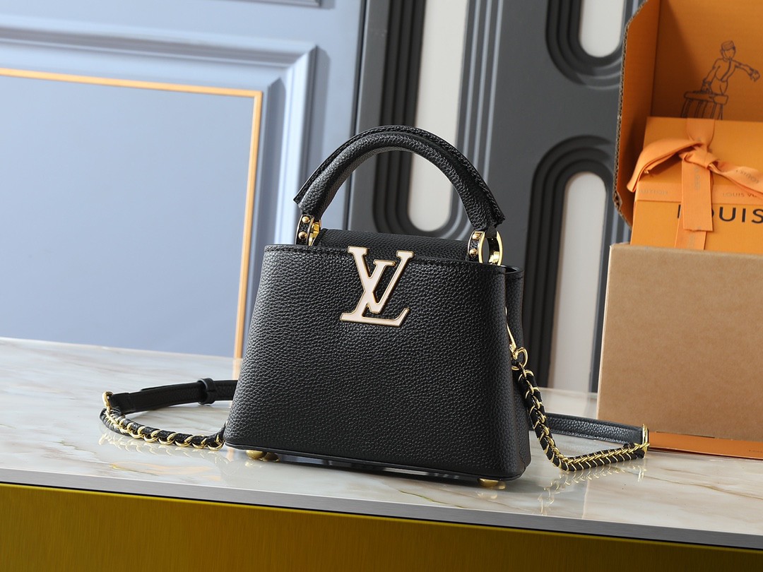 Louis Vuitton LV  Capucines Mini Handbag - KAIROO