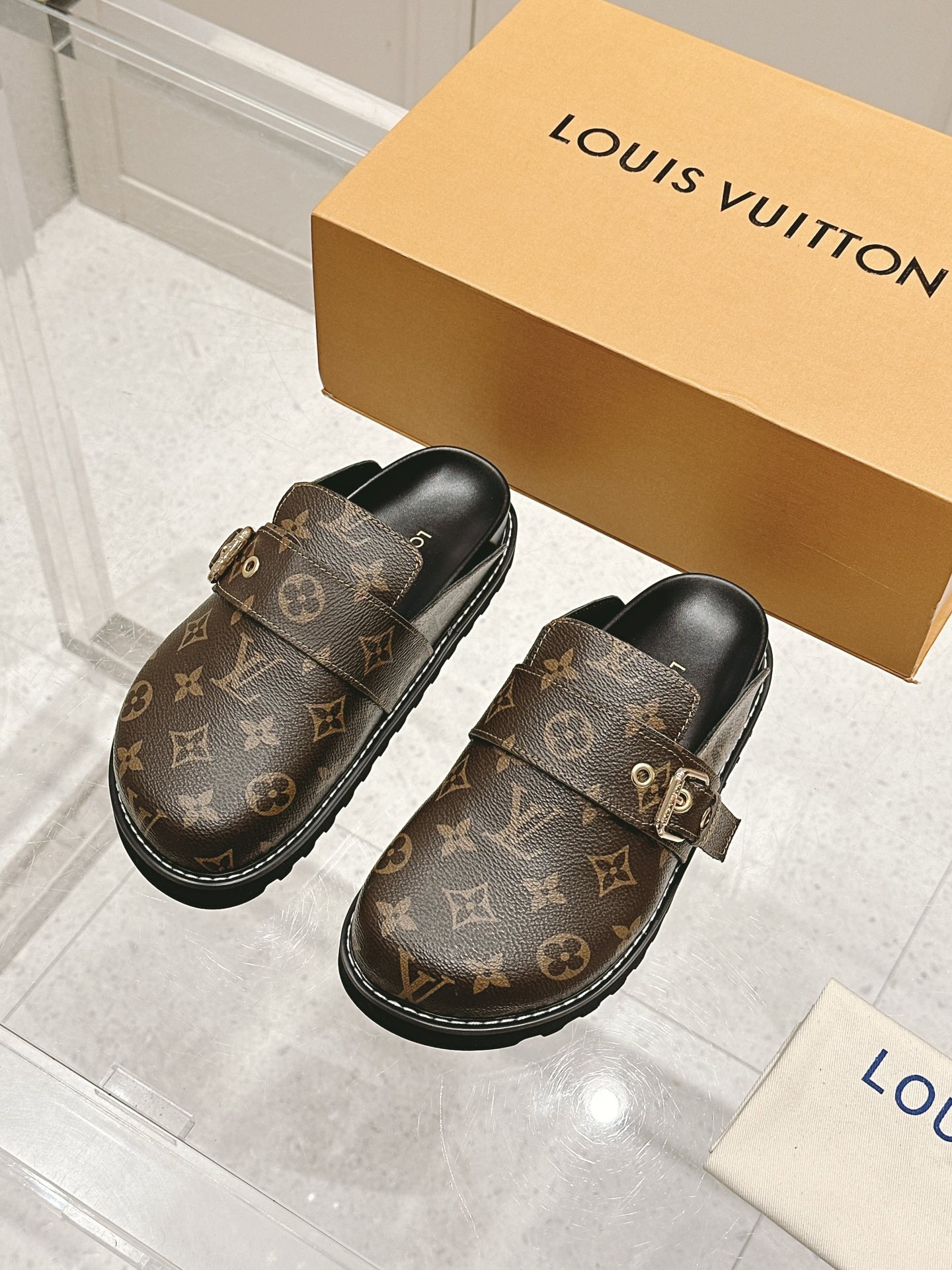 Louis Vuitton LV Cosy Flat Comfort Clog - KAIROO