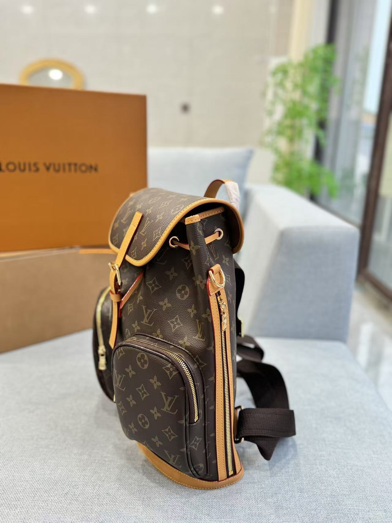 Louis Vuitton LV  Monogram Montsouris MM Backpack (Twin Pocket Edition) - KAIROO