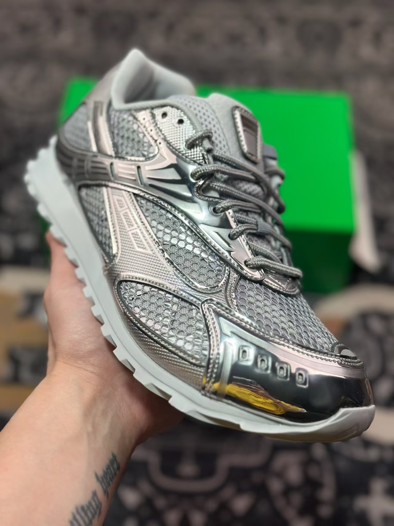 Bottega Veneta Orbit Sneakers - KAIROO