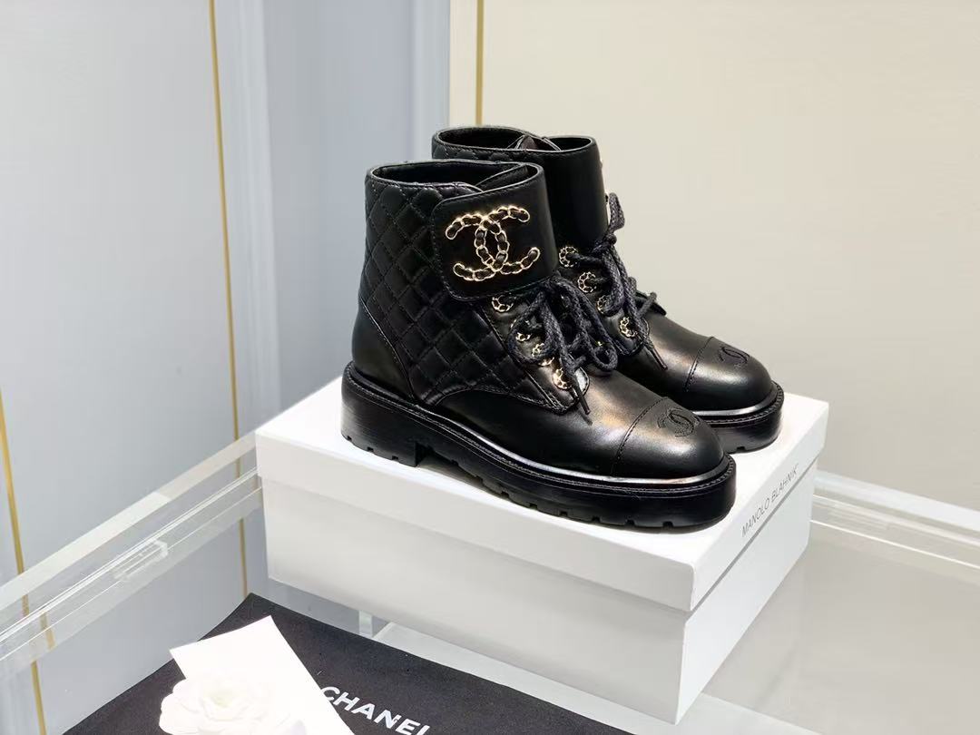 Chanel Chain Detail Combat Boots - KAIROO