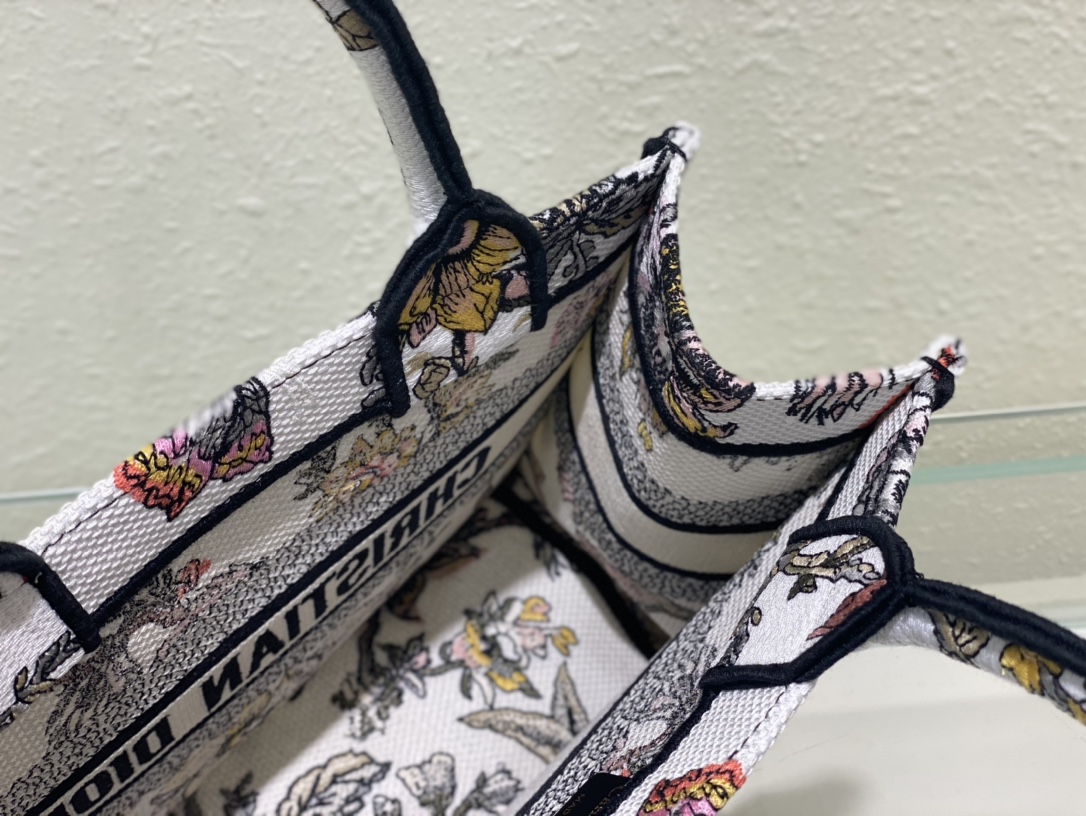 Dior Petites Fleurs Canvas Floral Embroidered Tote Tote Bags/ Small-White-15A - KAIROO