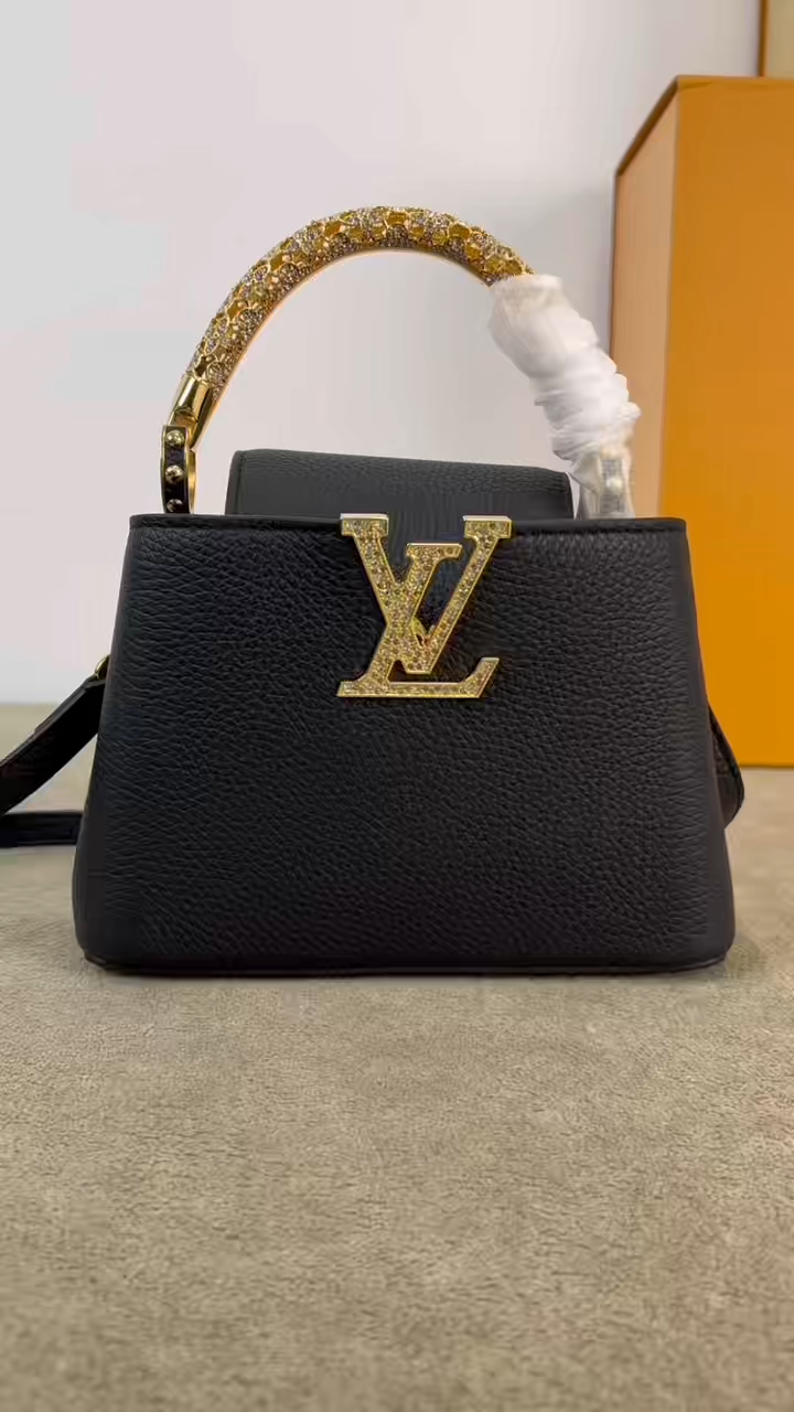 Louis Vuitton LV  Capucines （15A Master Version） - KAIROO