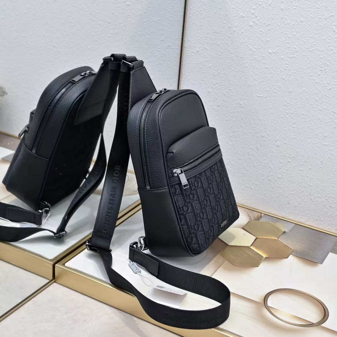 Dior Hybrid Oblique Jacquard and Grained Leather Rider Sling Bag - KAIROO