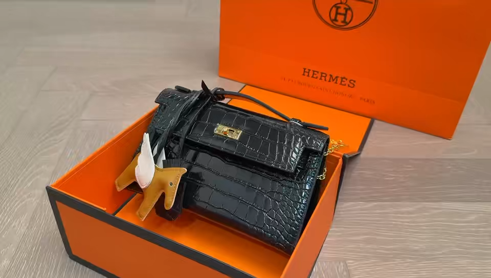 Hermès Kelly Danse Crocodile Bag - KAIROO