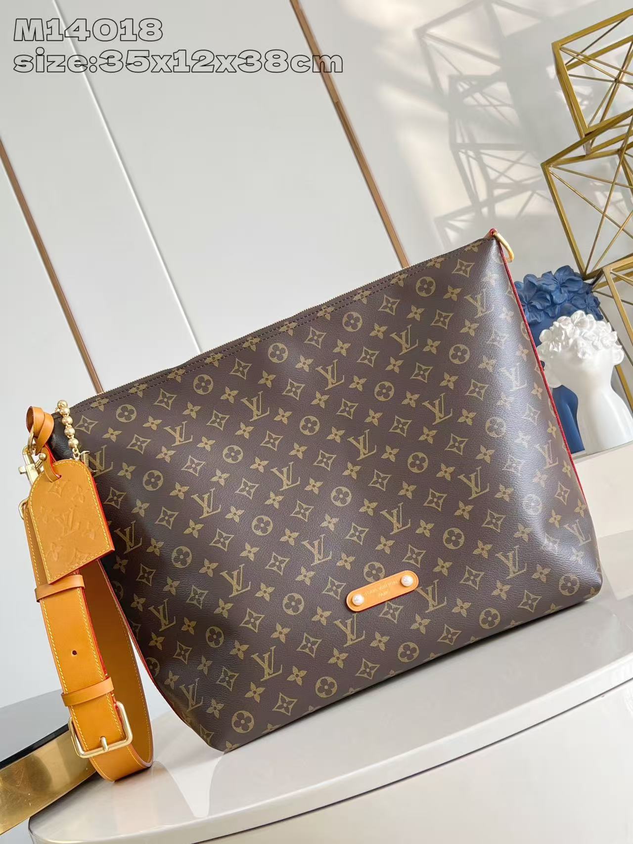 Louis Vuitton LV  Coussin GM Bag - KAIROO