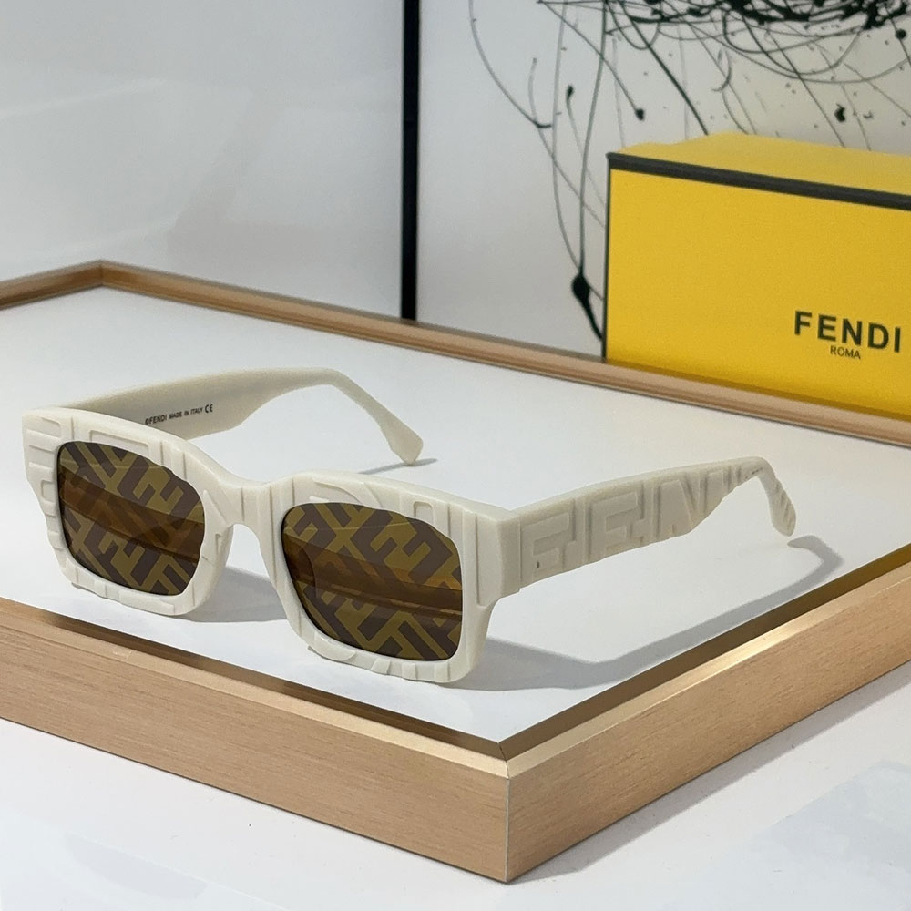 Fendi Roma Black Embossed Logo Rectangular Sunglasses Top quality - KAIROO