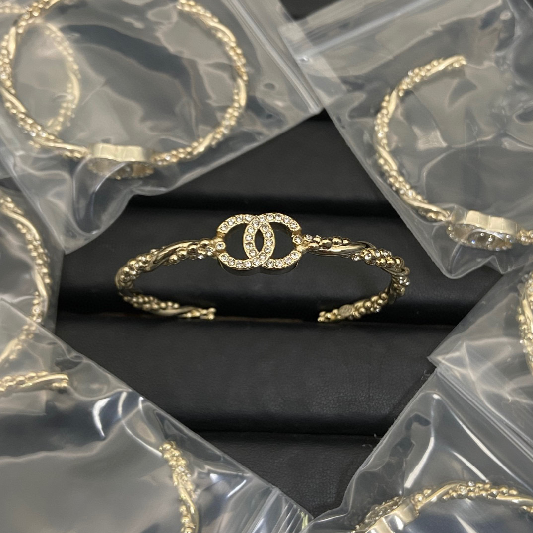 Chanel Classic Crystal CC Bangle - KAIROO