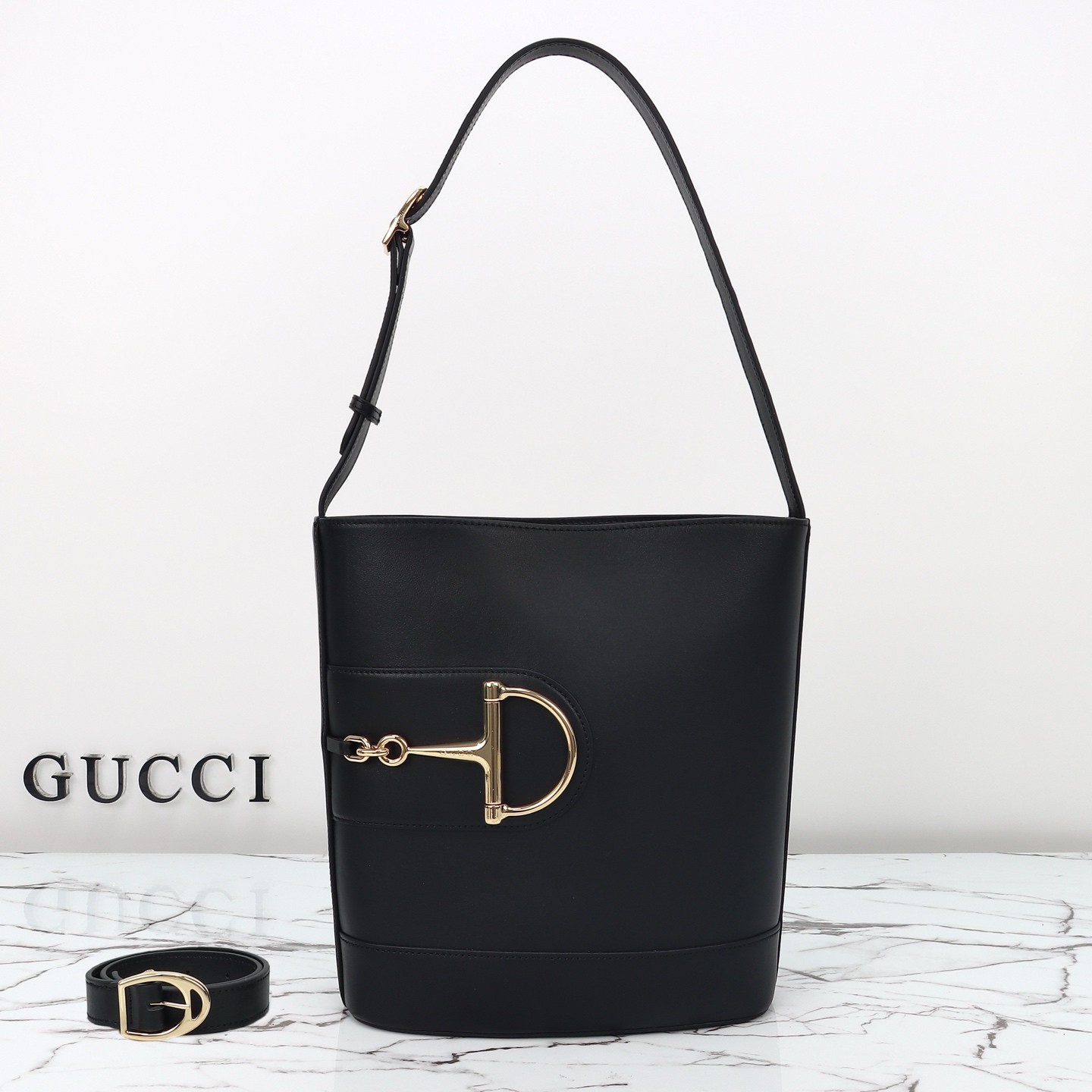 Gucci Horsebit Embellished Leather Vertical Shoulder Bucket Bag - KAIROO