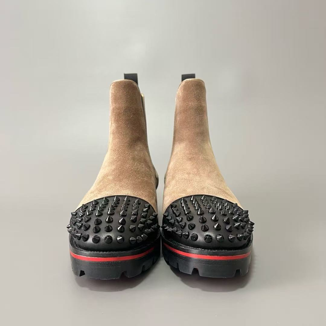 Christian Louboutin Chelsea Spikes Suede Cap-Toe Red Sole Chelsea Boots - KAIROO