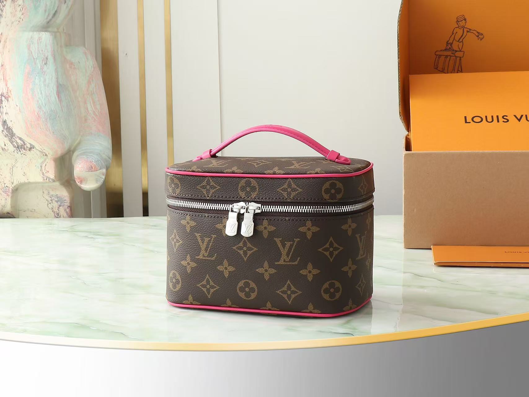 Louis Vuitton LV  Nice BB Vanity Case - KAIROO