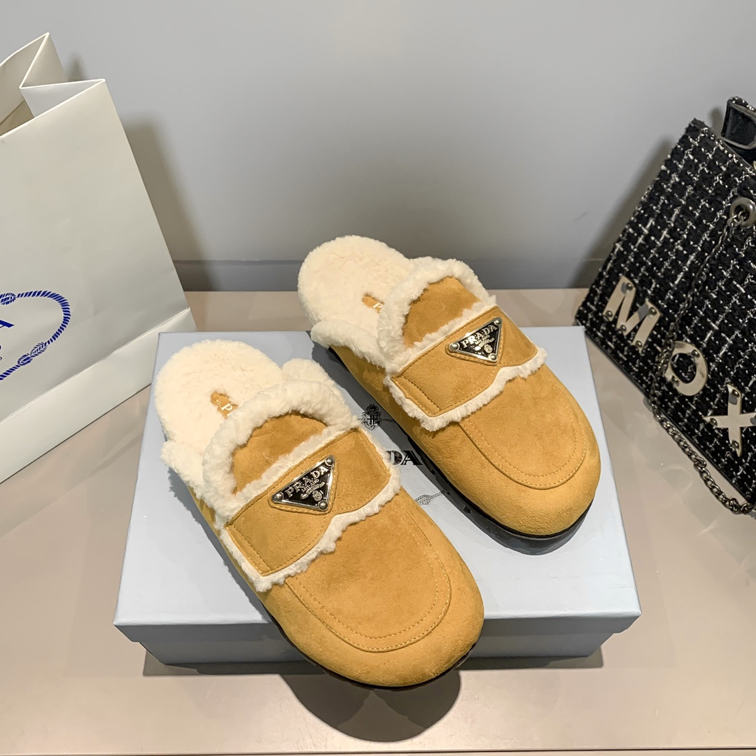 Prada Suede Shearling-Trimmed Logo Slip-on Slippers Sandals - KAIROO