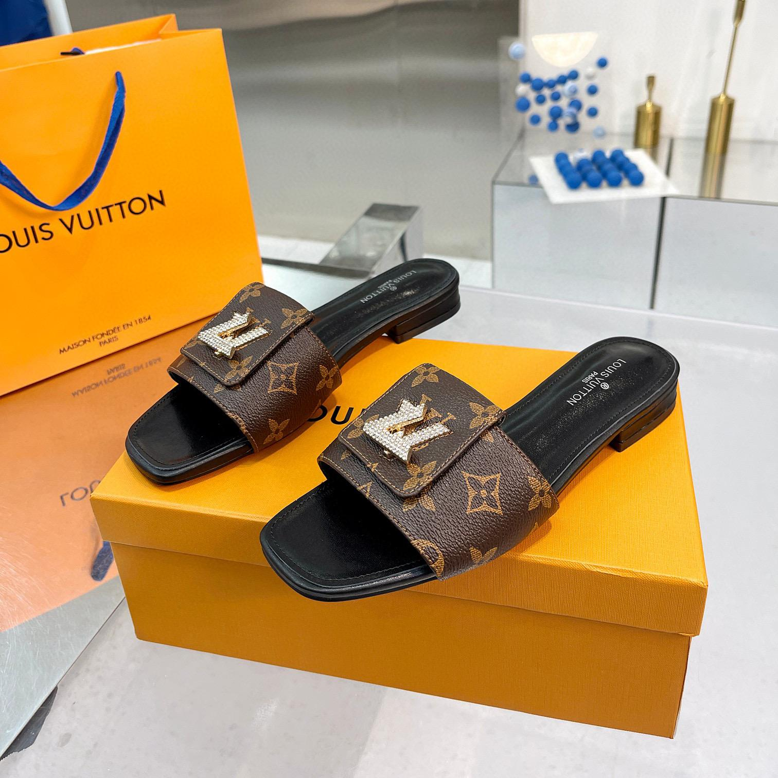 Louis Vuitton LV  Lock It Mule - KAIROO