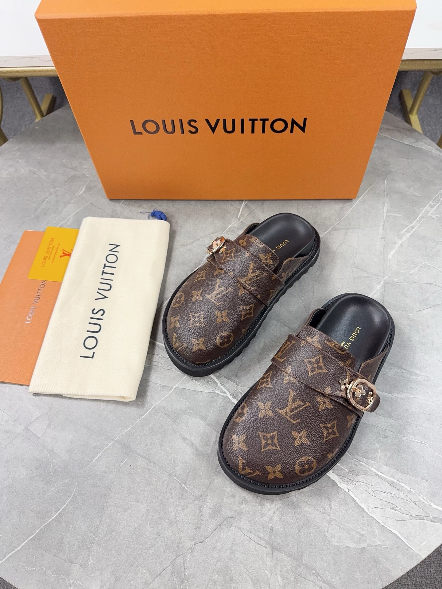 Louis Vuitton LV Cosy Flat Comfort Clog - KAIROO