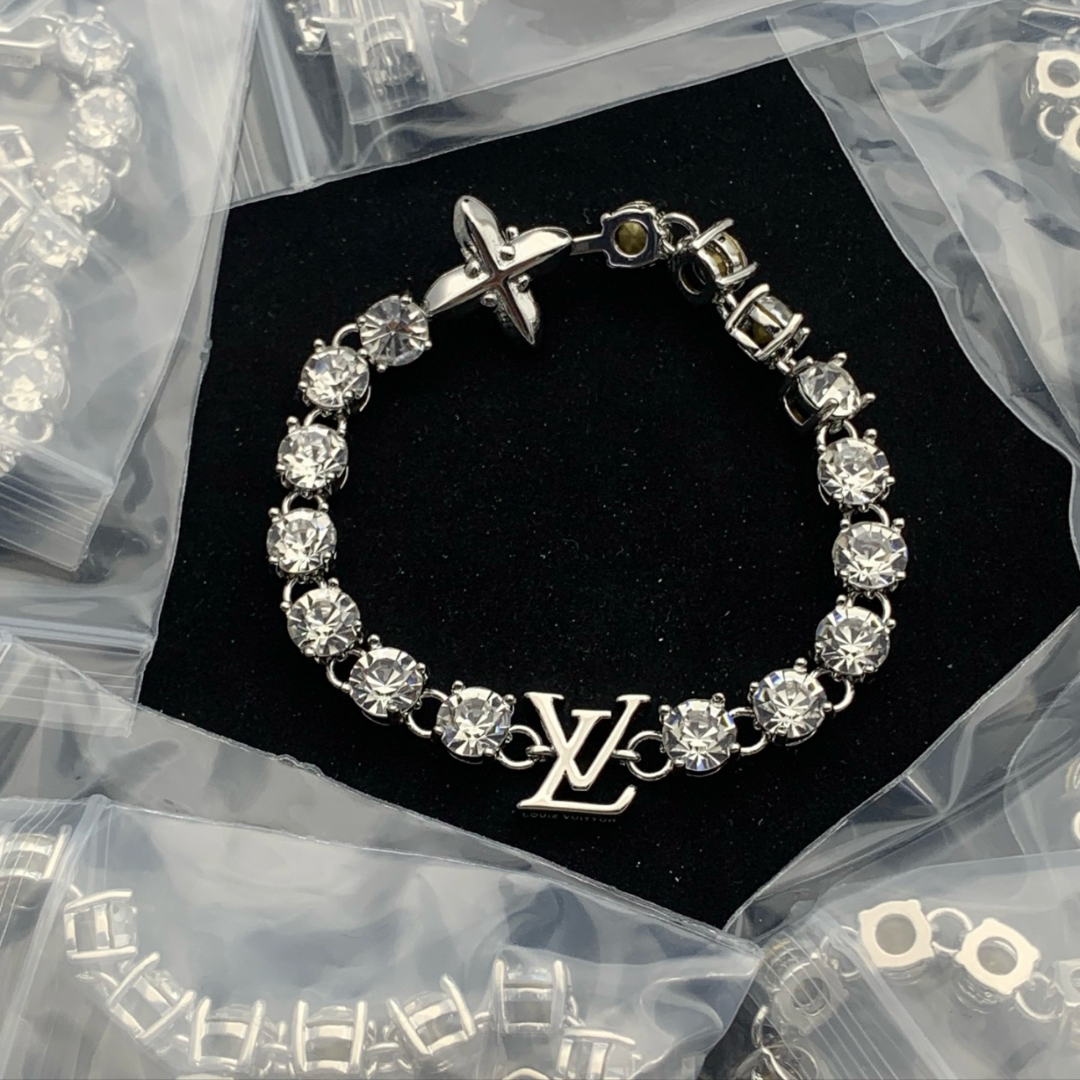 Louis Vuitton LV  Strass Tennis Bracelet - KAIROO