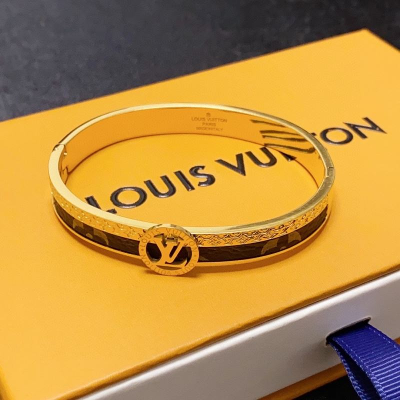 Louis Vuitton LV  Confidential Bracelet - KAIROO