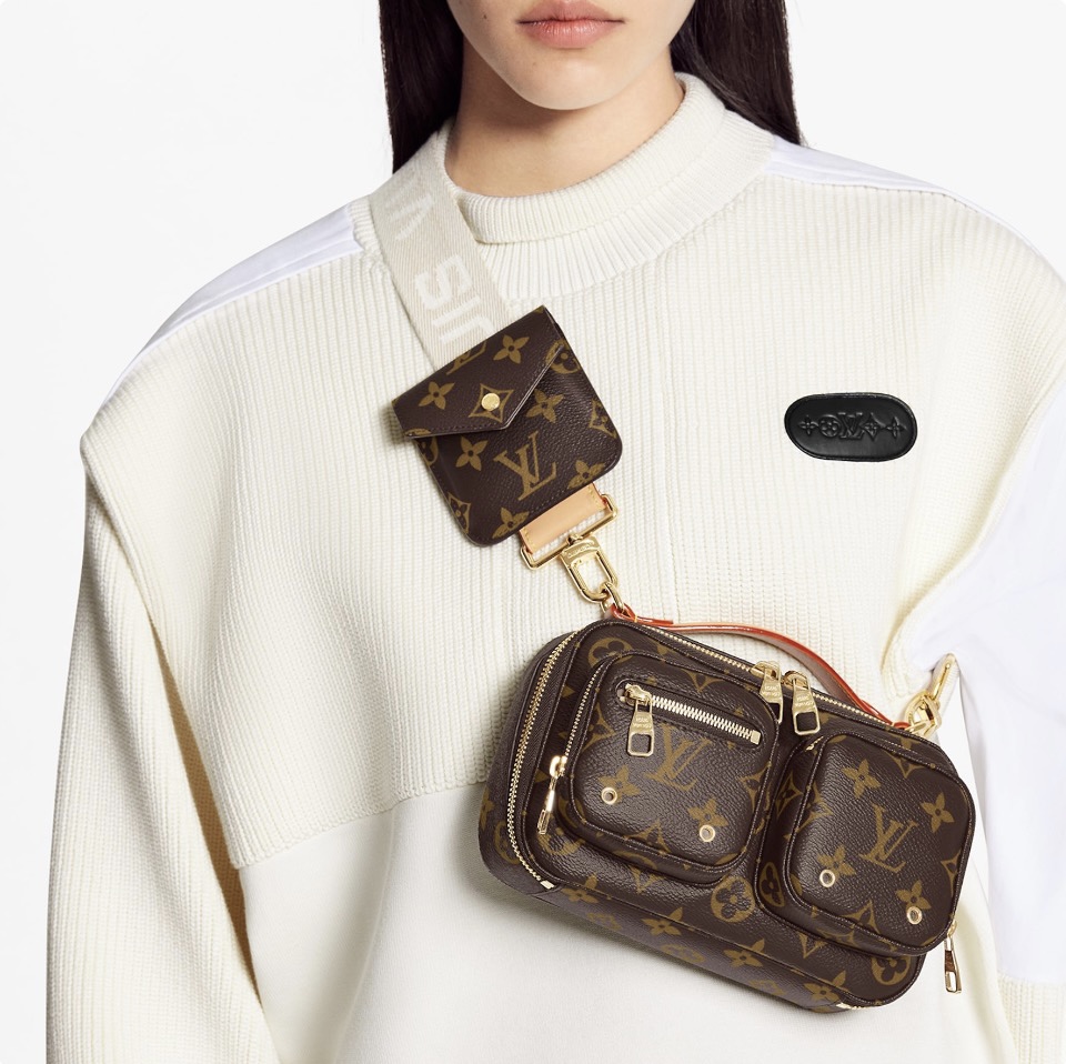Louis Vuitton LV  Monogram Twin-Pocket Camera Bag - KAIROO