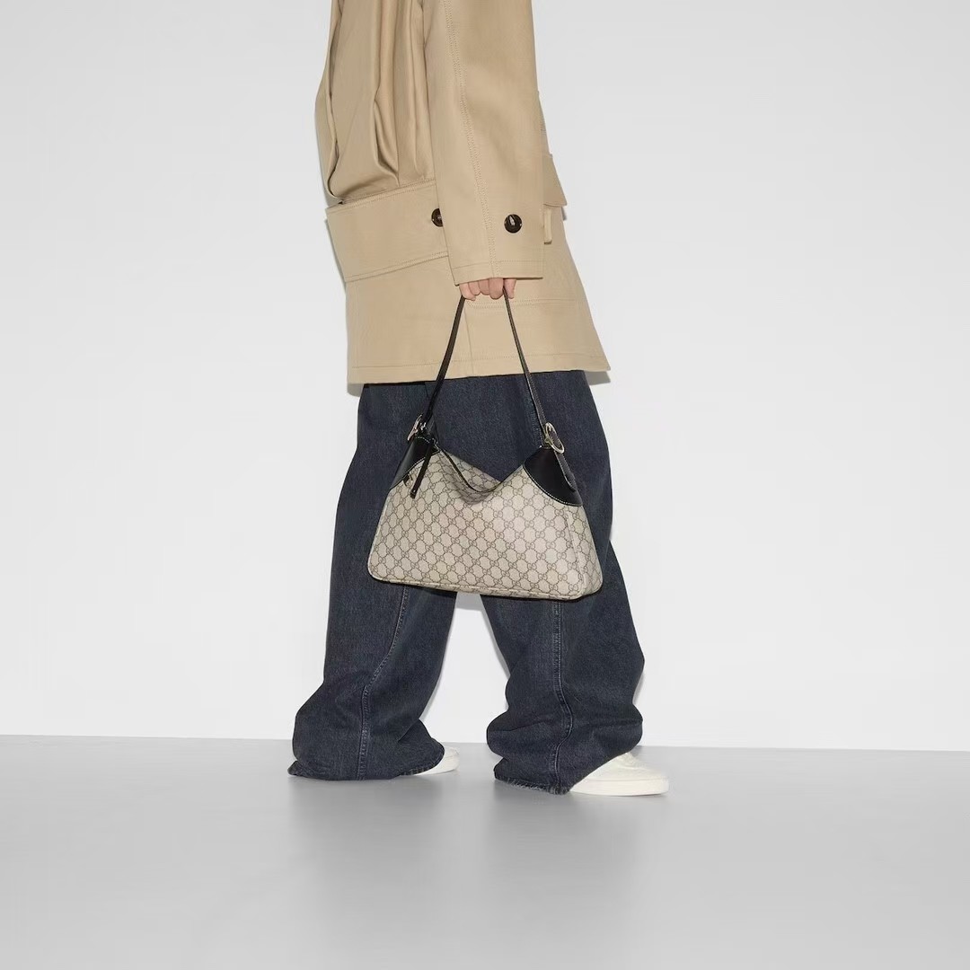 GUCCI GG Emblem Canvas and Leather Shoulder Bag - KAIROO