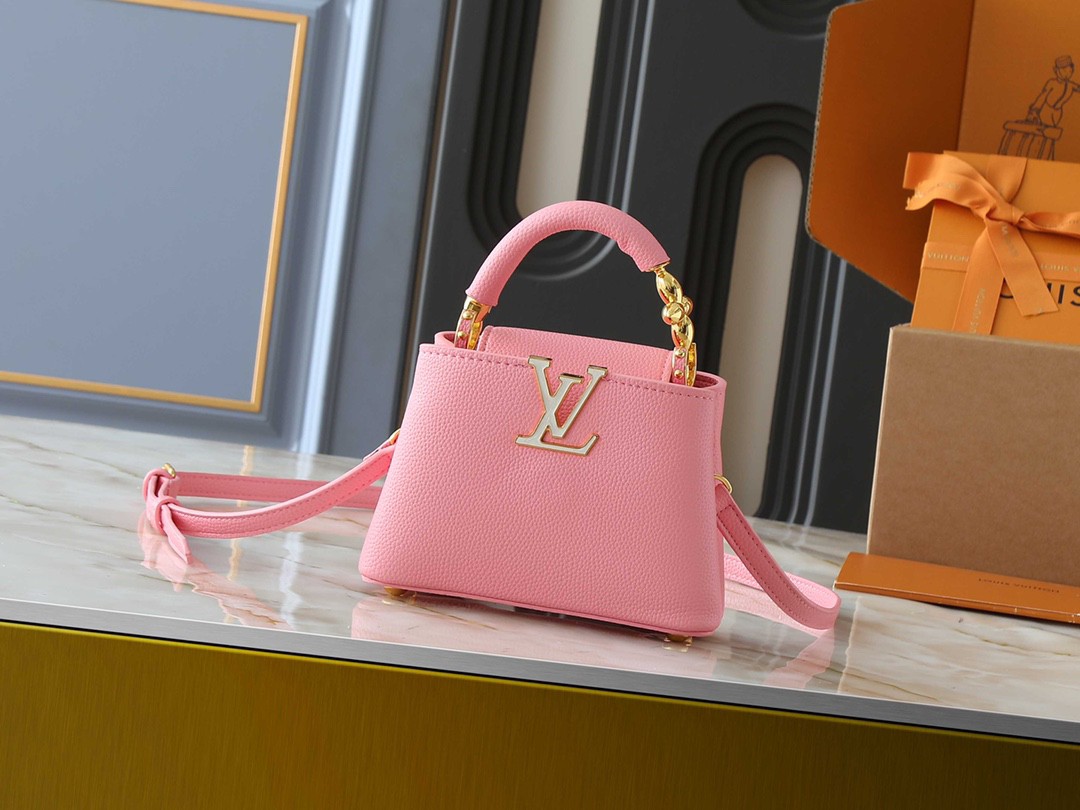 Louis Vuitton LV  Capucines Mini Handbag - KAIROO
