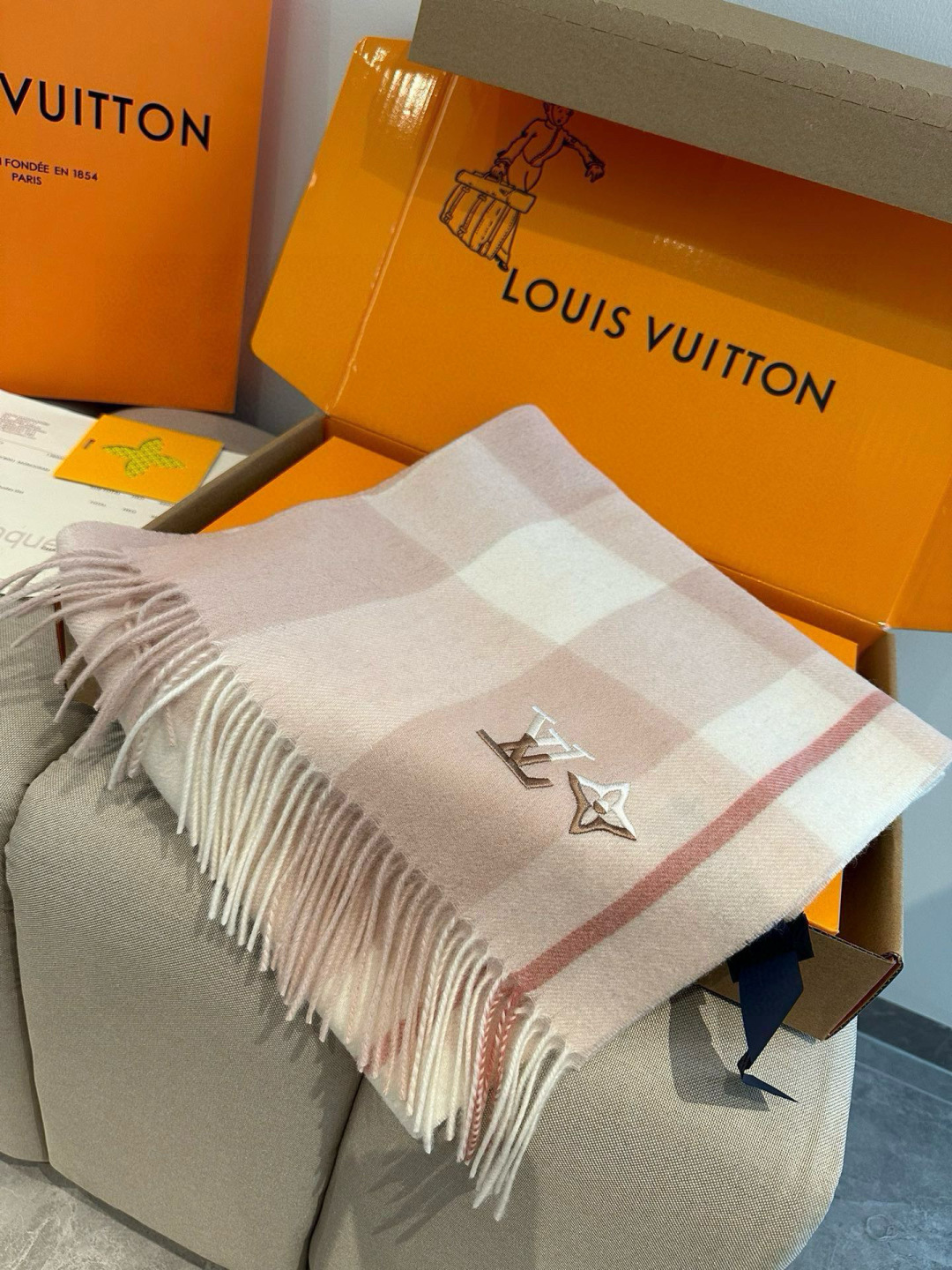 Louis Vuitton LV  Jhelam Scarf - KAIROO