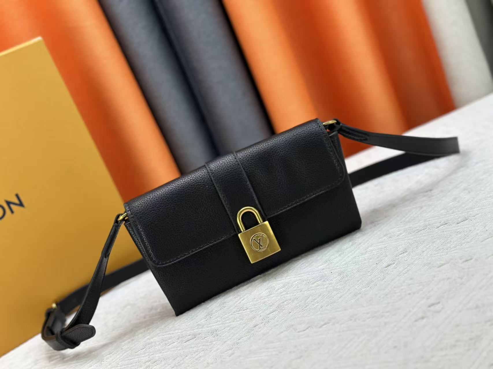 Louis Vuitton LV  Low Key Pouch - KAIROO