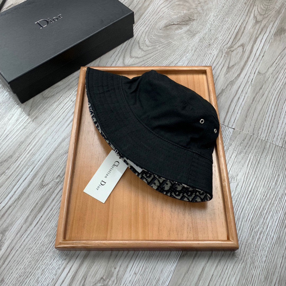 Dior Oblique Jacquard Double-Sided Narrow-Brim Bucket Hat - KAIROO