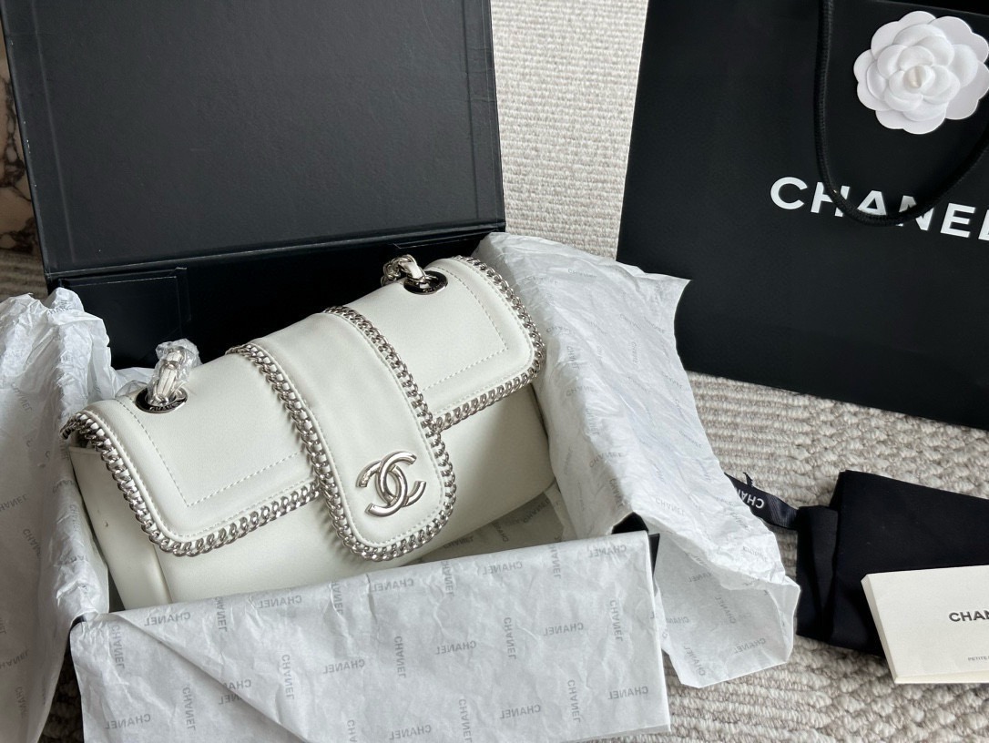 Chanel Chain Border Flap Bag - KAIROO