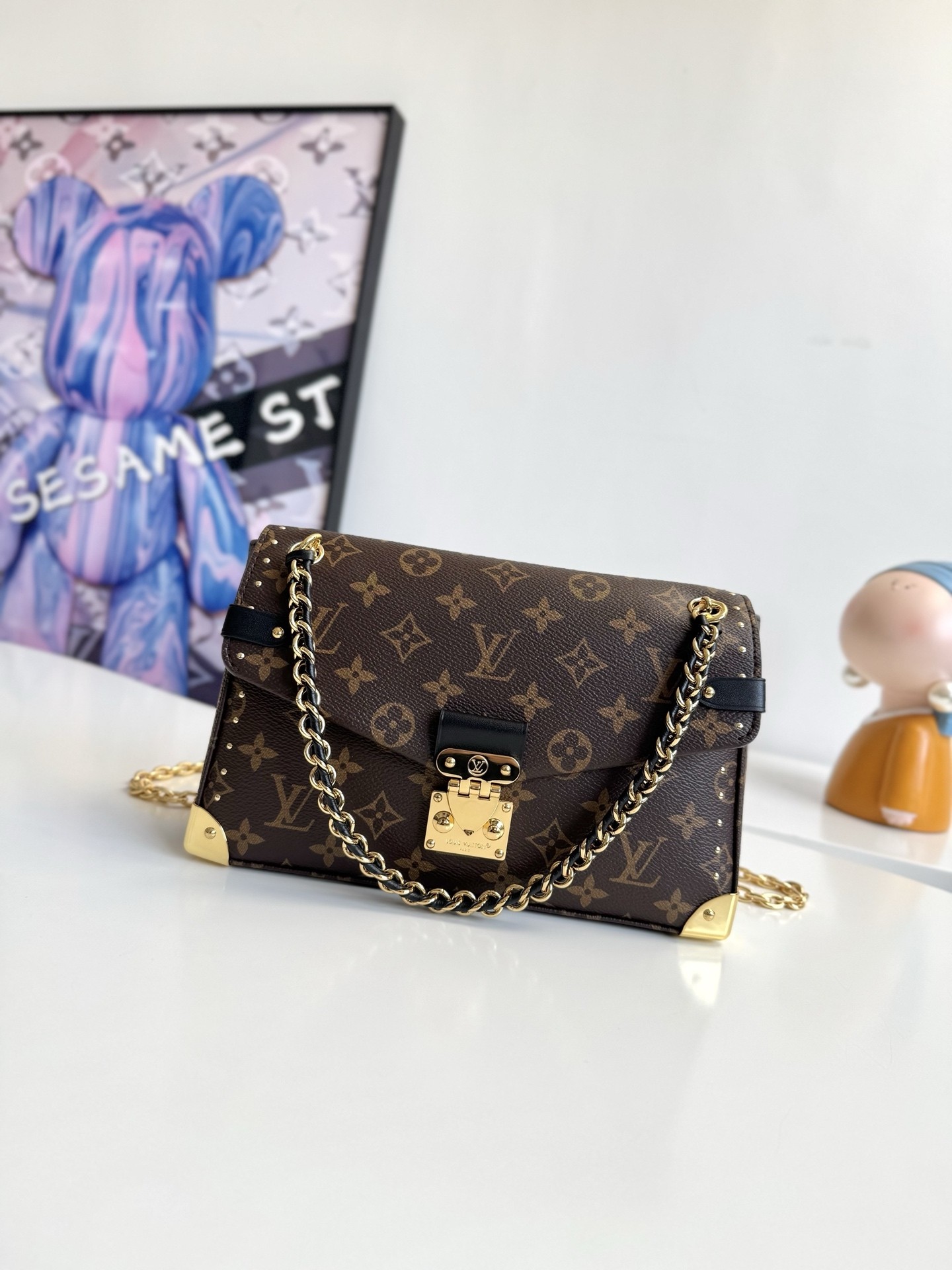 Louis Vuitton LV  S-Lock Chain Bag - KAIROO
