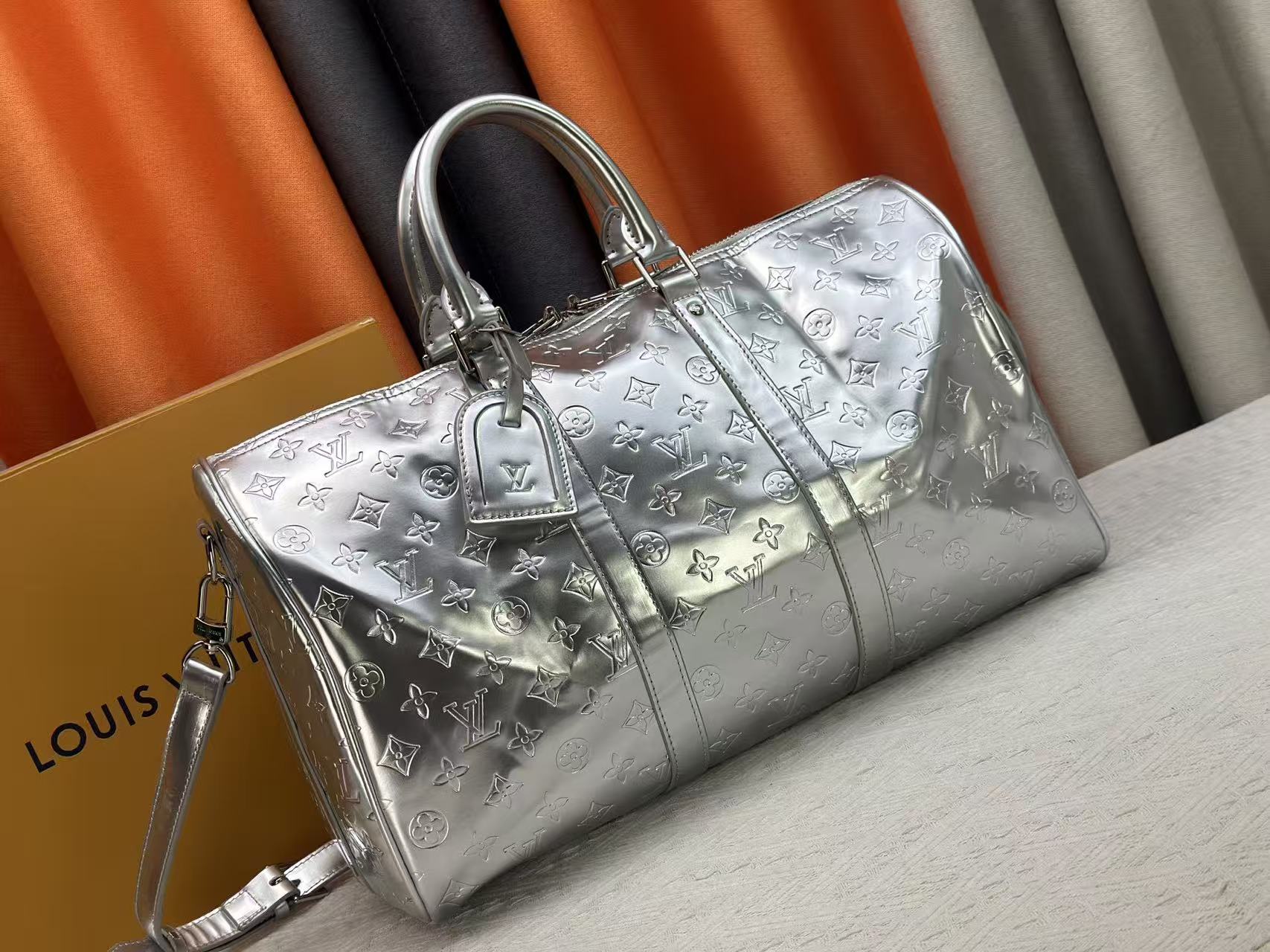 Louis Vuitton LV  Keepall Bandoulière 45 - KAIROO