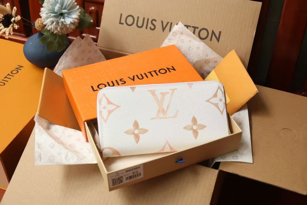 Louis Vuitton LV  Zippy Wallet - KAIROO