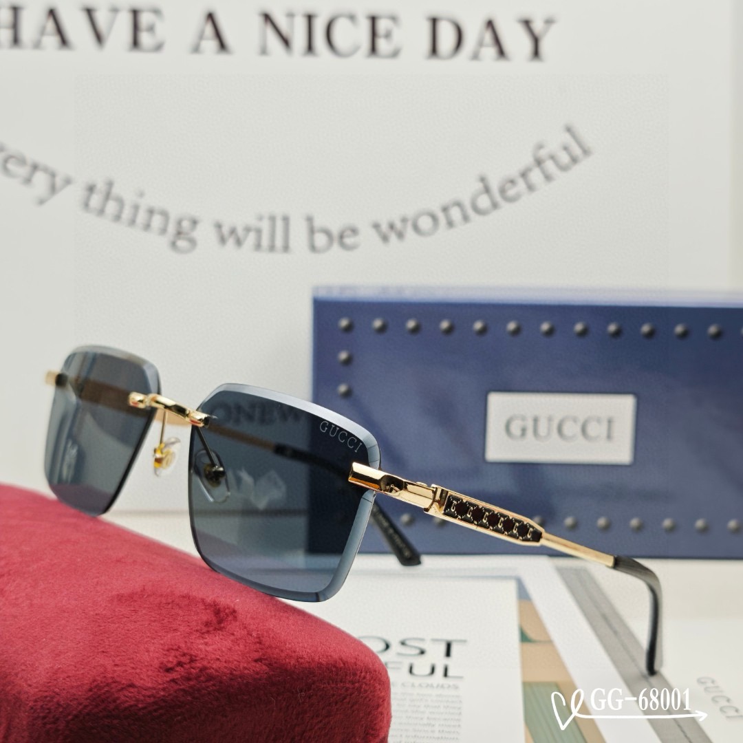 Gucci Polycarbonate Sunglasses - KAIROO