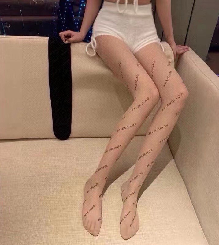 Balenciaga's Stockings - KAIROO