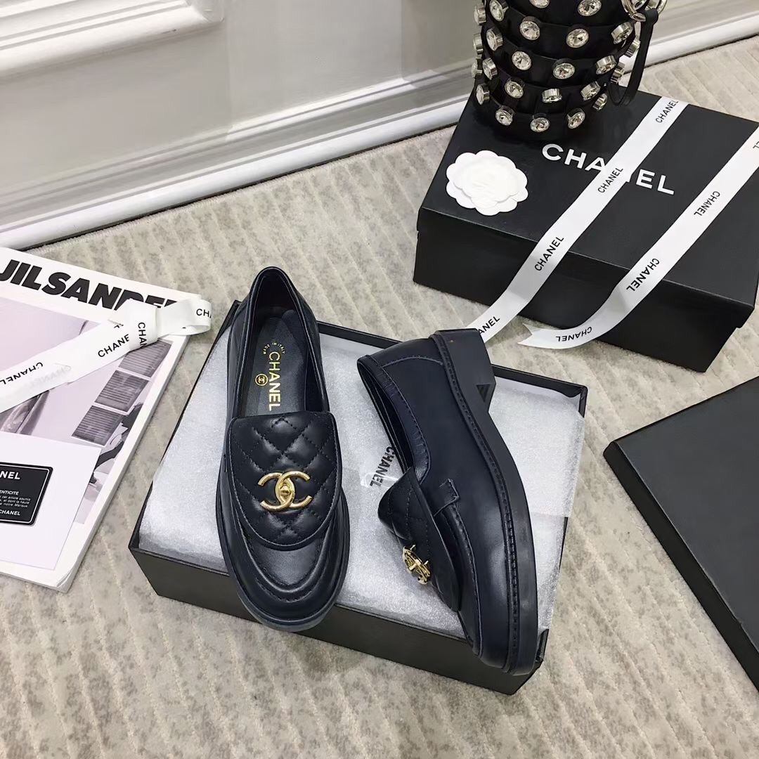 Chanel Classic CC Loafers - KAIROO