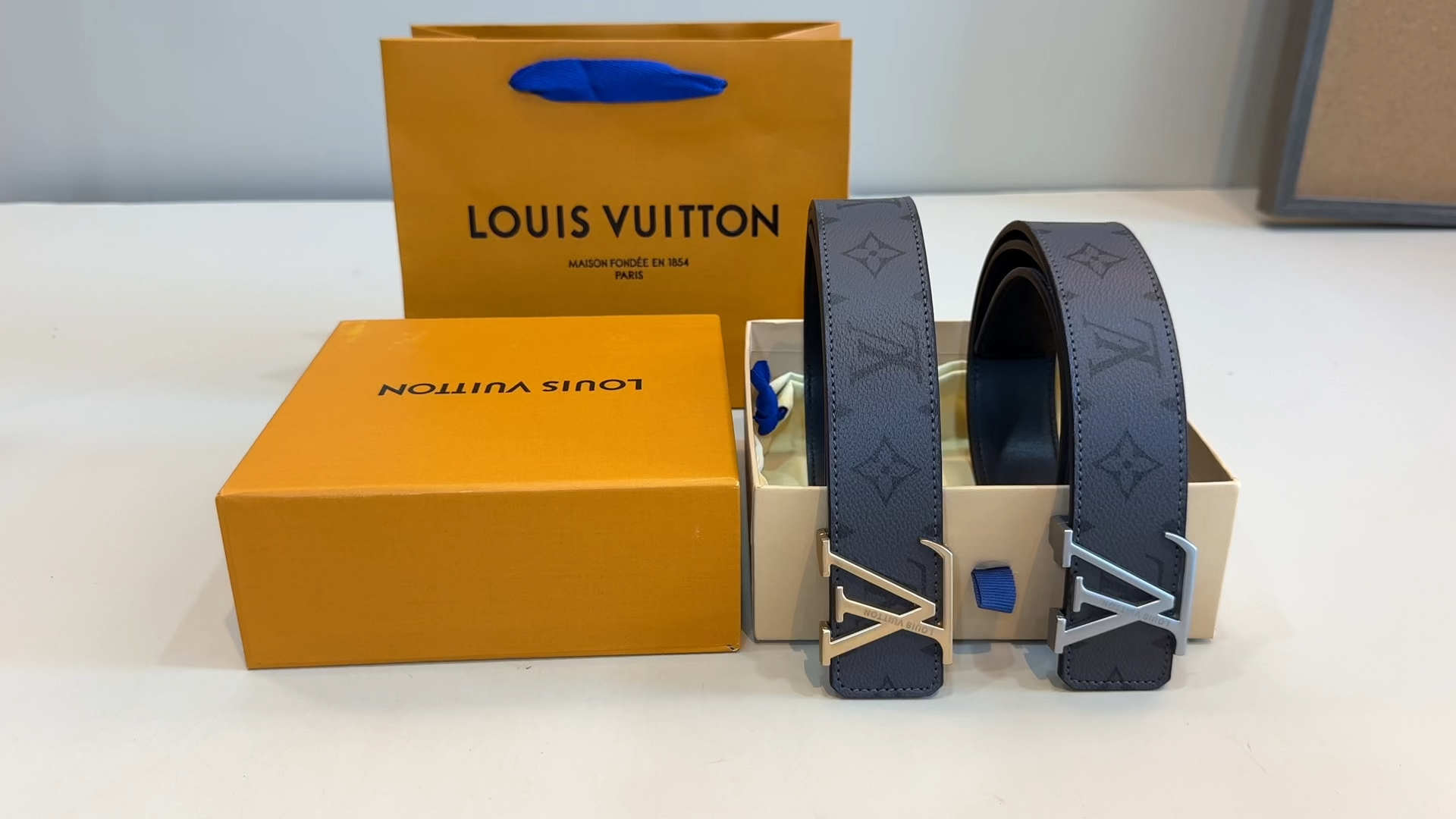 Louis Vuitton LV  Monogram Eclipse LV Buckle Belt - KAIROO