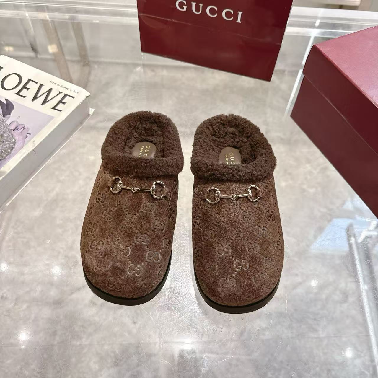 GUCCI Horsebit GG Embossed Suede Shearling-Lined Slippers Mules/ Espresso - KAIROO