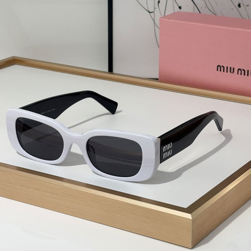Miu Miu Two-Tone Thick Frame Logo Temple Cat Eye Sunglasses Top quality - KAIROO