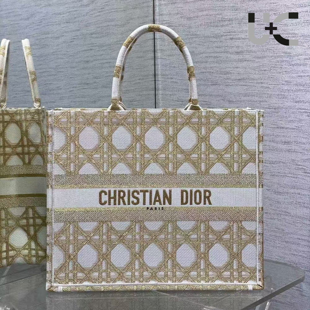 Dior D-Lace Cannage Heavy Lace Cut-out Effect Book Tote / 15A - KAIROO