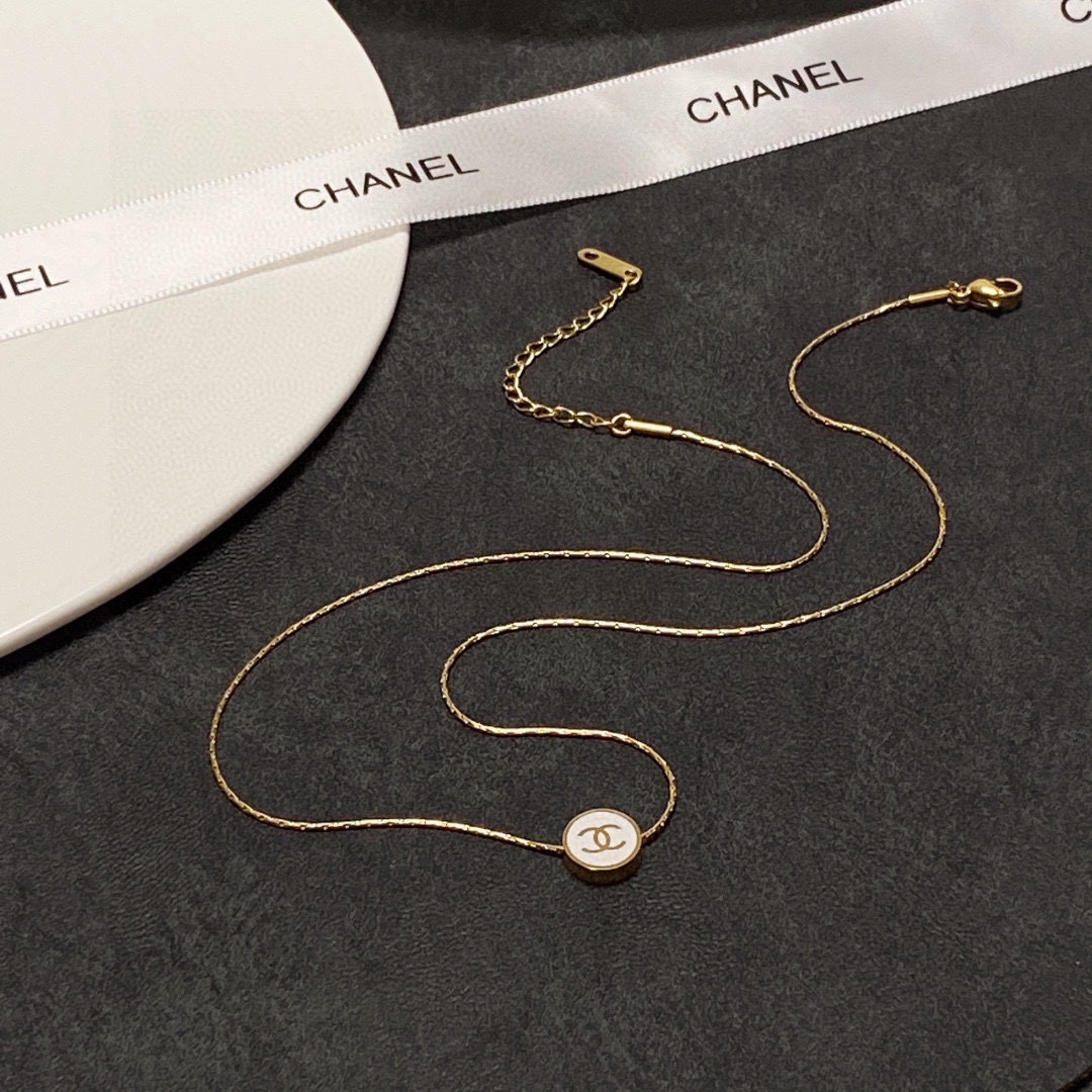 Chanel Enamel CC Pendant Necklace - KAIROO