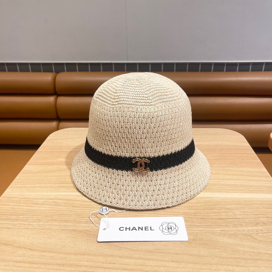 Chanel Hollow Knit Contrast Band Gold CC Logo Bucket Hat - KAIROO
