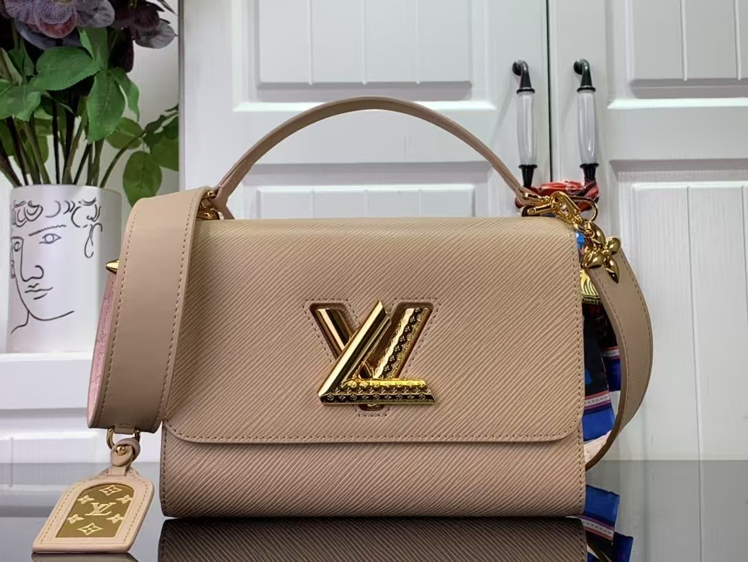 Louis Vuitton LV  Twist MM in Epi Leather - KAIROO