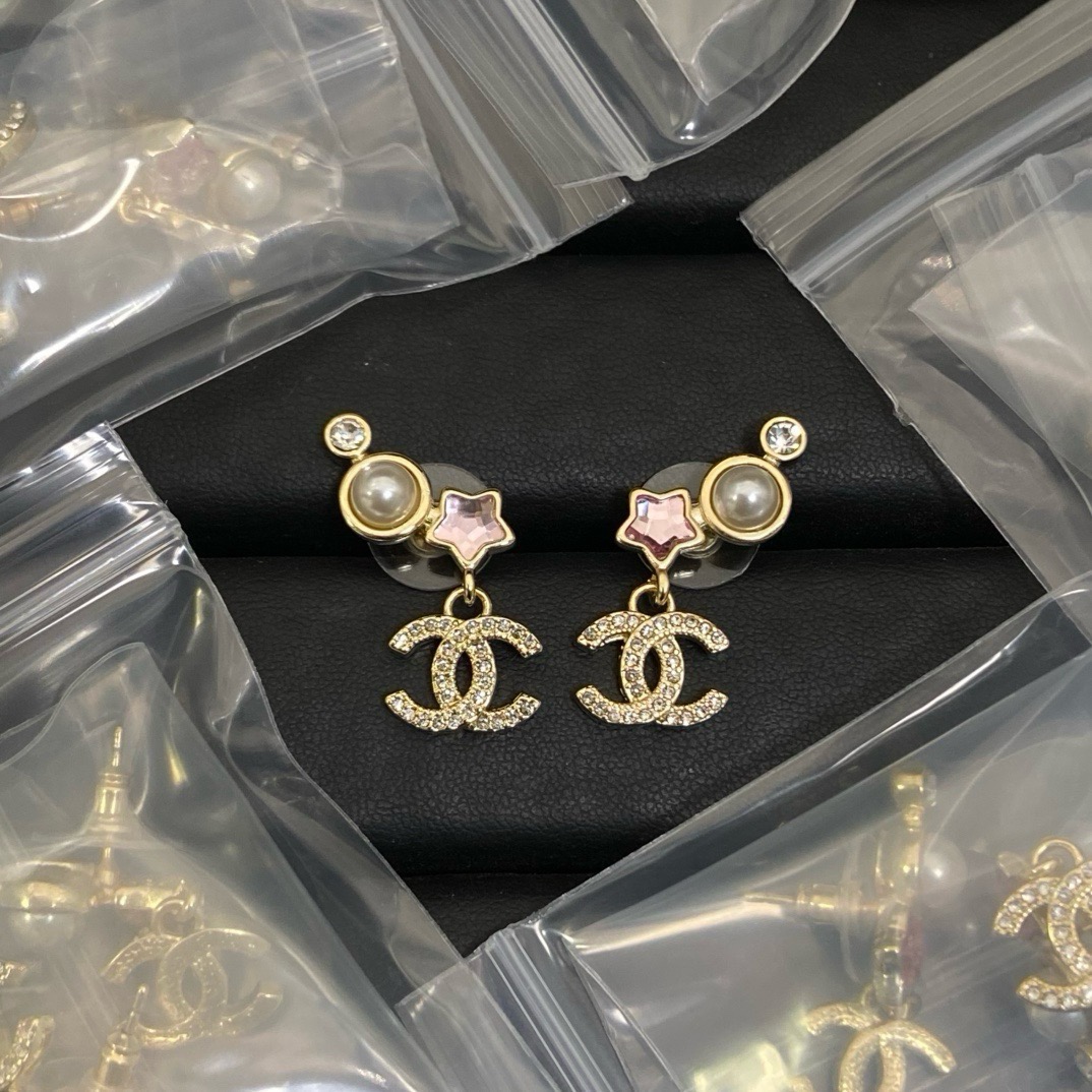 Chanel CC Star & Pearl Drop Earrings - KAIROO