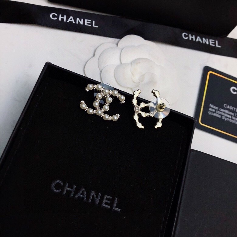 Chanel CC Crystal & Pearl-Encrusted Stud Earrings - KAIROO